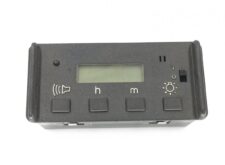 Mercedes A0008277470 elektronikus műszerfal digitális kijelzővel és vezérlőgombokkal