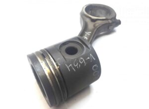 Dugattyúszett hajtórúddal volvo – kompatibilis kódok: 20412200, 3184823, 1547124, 85113639, 276928, 276884, 276869, 275699, 276927, 20364470, 20364480