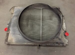 Hűtő volvo – oe kódok: 8149370, 20536961, 20722450, 20800983, 20936124, 21229362, 21345261, 21385166, 22235312, 8149681, 1665249, 8112566, 8113186