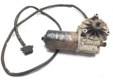 Volvo 8143408 1063838 11 szélvédő törlőmotor