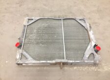 Radiátor Volvo 8149370 / 20536961 / 20722450 / 20800983 / 20936124 / 21229362 / 21345261 / 21385166 / 22235312 / 8149681 / 1665249 / 8112566 / 8113186