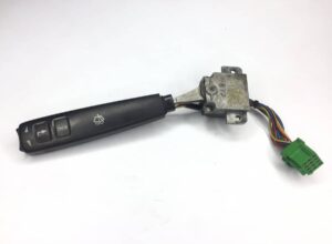 Volvo ablaktörlő kapcsoló 3944081-20553738-20700927