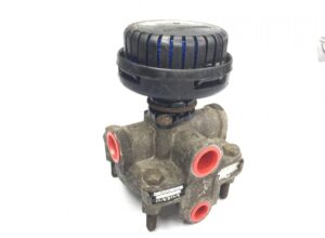 Relé szelep volvo – oem kódok: 3173150, 85003978, 1082666, 3173824, 42125234, 41031426, 1340470, 1505410, 1238474, 1238501, 1342511, 1313871, 1305026, 1340470r, 1519331, 1197892, 350000, 350-14