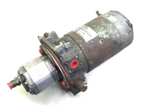 Iskra mercedes amj5196 24v 2. 2kw rakodóplatform motor