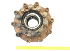 Féktárcsás kerékagy bal hajtótengely Mercedes 9463560701