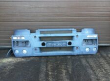 Alsó rács Iveco különböző modellekhez (kódok: 500386204, 500383946, 504103125, 41221083, 41221084, 41221040, 41221041)