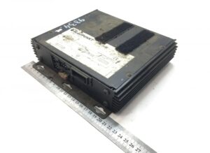 Blaupunkt scania 7607005302 bpa2480 audio erősítő