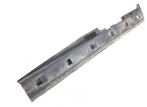 Jobb oldali intercooler oldalsó porvédő volvo 20484916