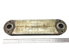 Volvo motorolaj hűtő 8149300 1674072 8MO376906431-12