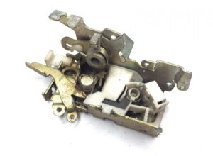 Jobb oldali ajtózár mercedes a9737200835 / a9017200435 / a9437200435 / a0007206635 / a0007206835 / 9437200435 / 9737200835 / 9017200435 / 0007206635