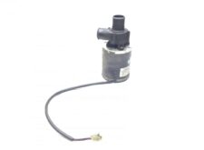 Volvo 70318680 20757756 hűtőfolyadék keringető szivattyú