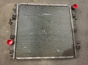 Hűtőradiátor mercedes a9705000403 9705000403