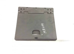 Mercedes a0008430564 tárolórekesz fedél