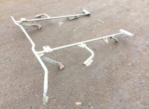 Spoiler tartó renault kabintetőhöz 5010578061 / 5010578065