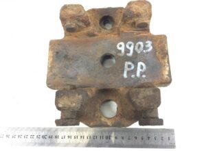 Volvo motor jobb oldali laprugó állító ék (kód: 9903 p. P. )