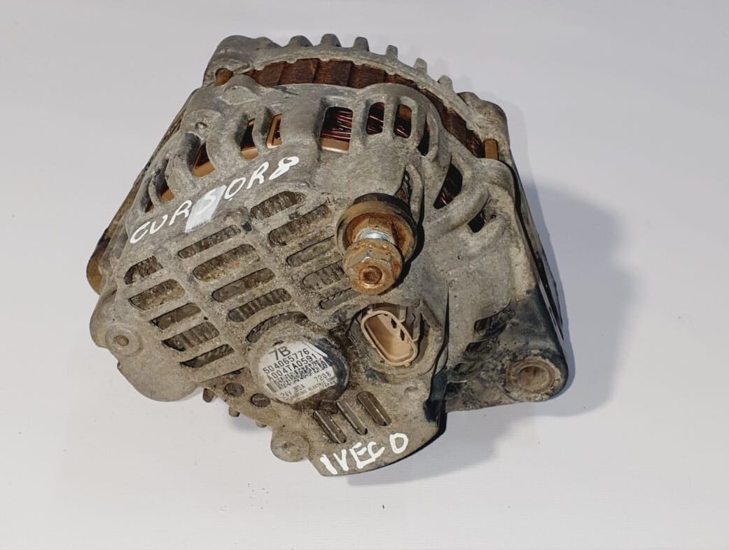 Generátor Iveco 504065776 Cursor 8