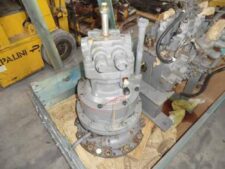 Hidromotor forgatómű egység Hitachi ZX240-hoz