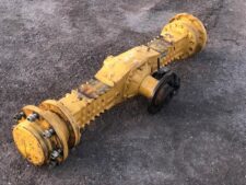 Caterpillar 906 homlokrakodó tengely