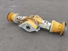 Tengely Volvo L220D homlokrakodóhoz