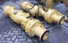 Első-hátsó tengely Komatsu WA270-3 homlokrakodóhoz