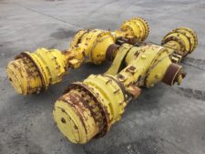 Tengely Komatsu WA 470-3 homlokrakodóhoz