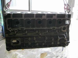 Isuzu 6bg1 motorblokk uzat