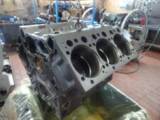 Mercedes OM421A motorblokk
