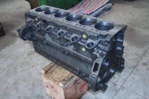 Mercedes om457la motorblokk