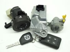 Kerékagy kulccsal + elektronikus modul + távirányító Volvo 82630791-12