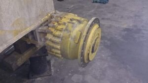Leszerelt liebherr 564 kotrógép kerékagy