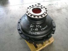 Hyundai 770 homlokrakodó kerékagy