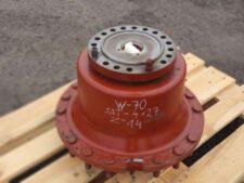 Első tengelyagy OK L30 – W-70 SAT-4×27 Z-14