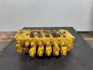 Hidraulikus elosztó caterpillar 329 kotrógéphez