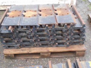 Lánctalp papucs caterpillar 330-336 kotrógépekhez