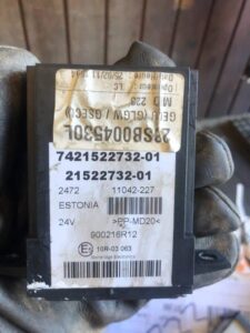 Volvo vezérlőegység 7421522732-01 24v észtország 21522732-01