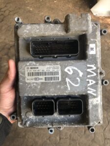 Motorvezérlő egység man d0836 bosch 0281022067