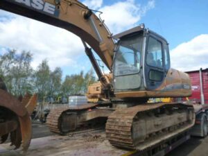 Case cx210 kotrógép bontott alkatrészek