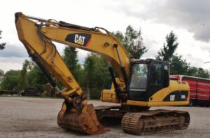 Kotrógép caterpillar 320d l