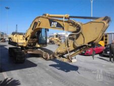 Caterpillar 322B kotrógép bontásra