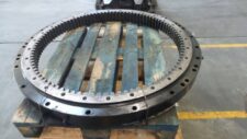 Forgókorona Caterpillar 305C minikotróhoz