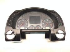 Iveco Stralis műszerfal órák – Kód 5801938082
