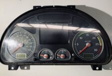 IVECO 504276235 Műszerfal órák – Sebességmérő, Fordulatszámmérő és Üzemanyagszint-jelző