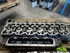 Hengerfej DAF CE 1407756 motorhoz