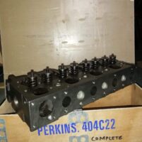 Felszerelt hengerfej Perkins 404C22-hez, komplett