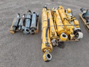 Liebherr a 914 kotrógép hidraulikus henger – használt