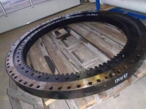 Forgókorona hitachi kotrógéphez