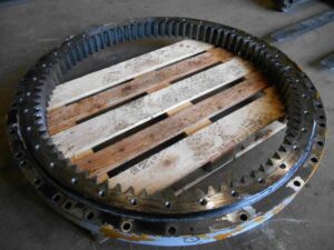 Forgókorona hitachi zx250 – használt, bontott alkatrész