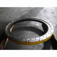 Komatsu PW130 forgókorona – használt