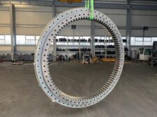 Forgókorona Caterpillar 231DLC kotrógéphez