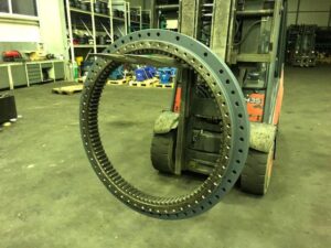 Forgókorona komatsu pc210lc-7k kotrógéphez